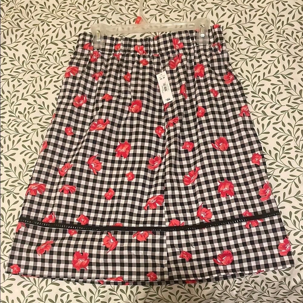 NWT Vintage Style Cottagecore Black & White Gingham/Checkered Skirt w/Red Floral